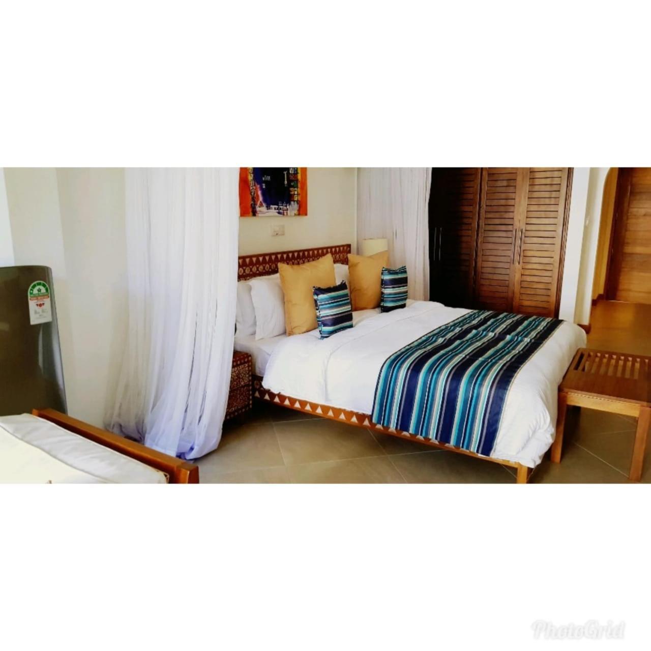 Mbili Kuwili Studio Suites Diani Beach Kültér fotó