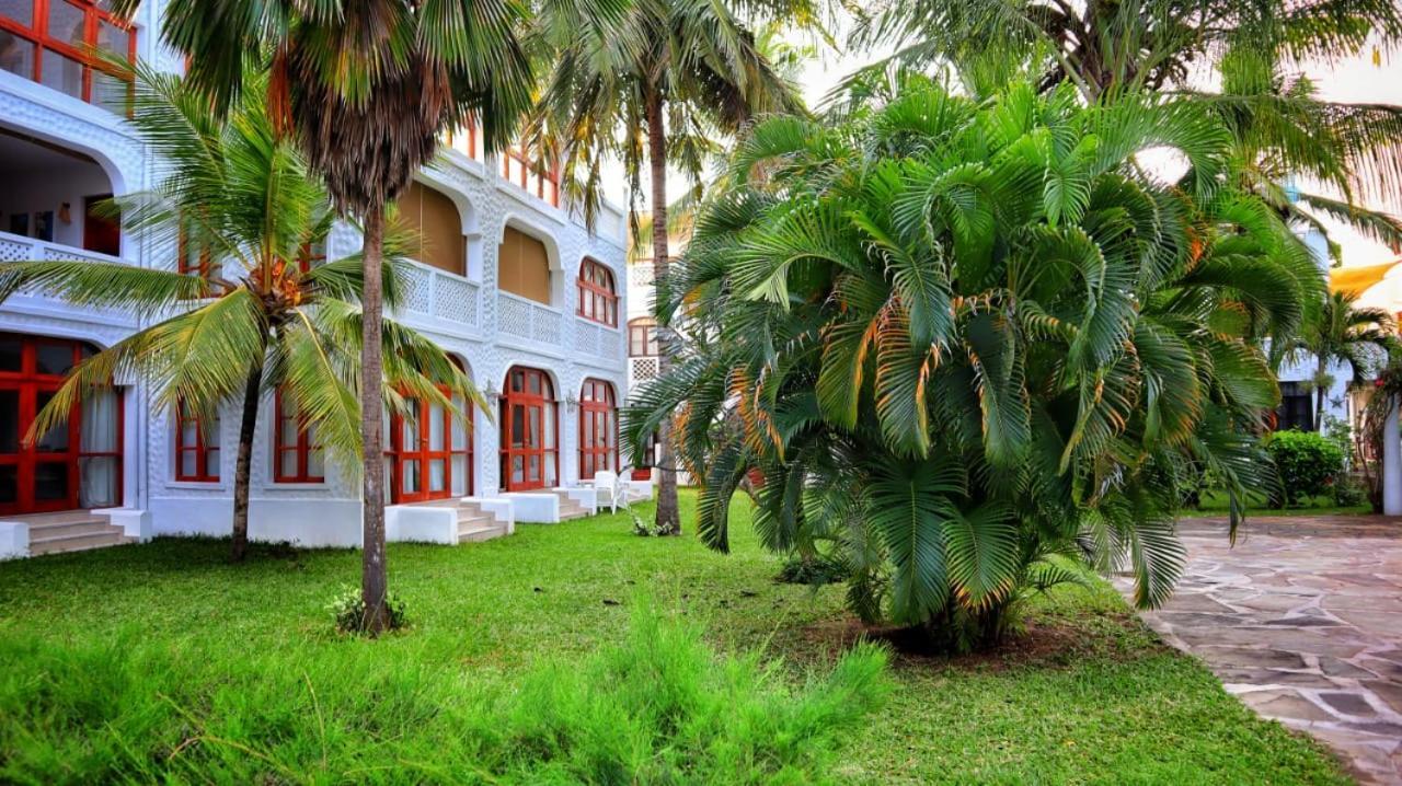 Mbili Kuwili Studio Suites Diani Beach Kültér fotó
