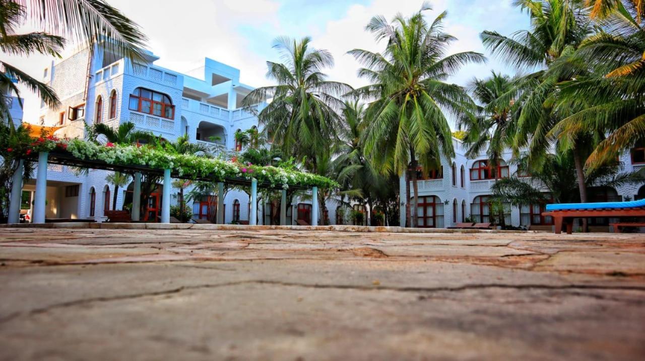 Mbili Kuwili Studio Suites Diani Beach Kültér fotó